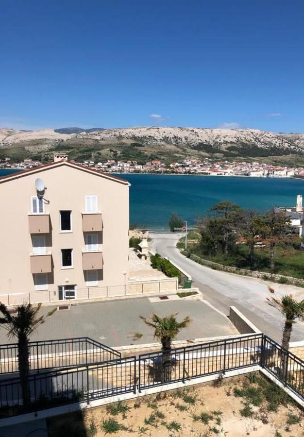 Apartments Antea Pag Town Esterno foto
